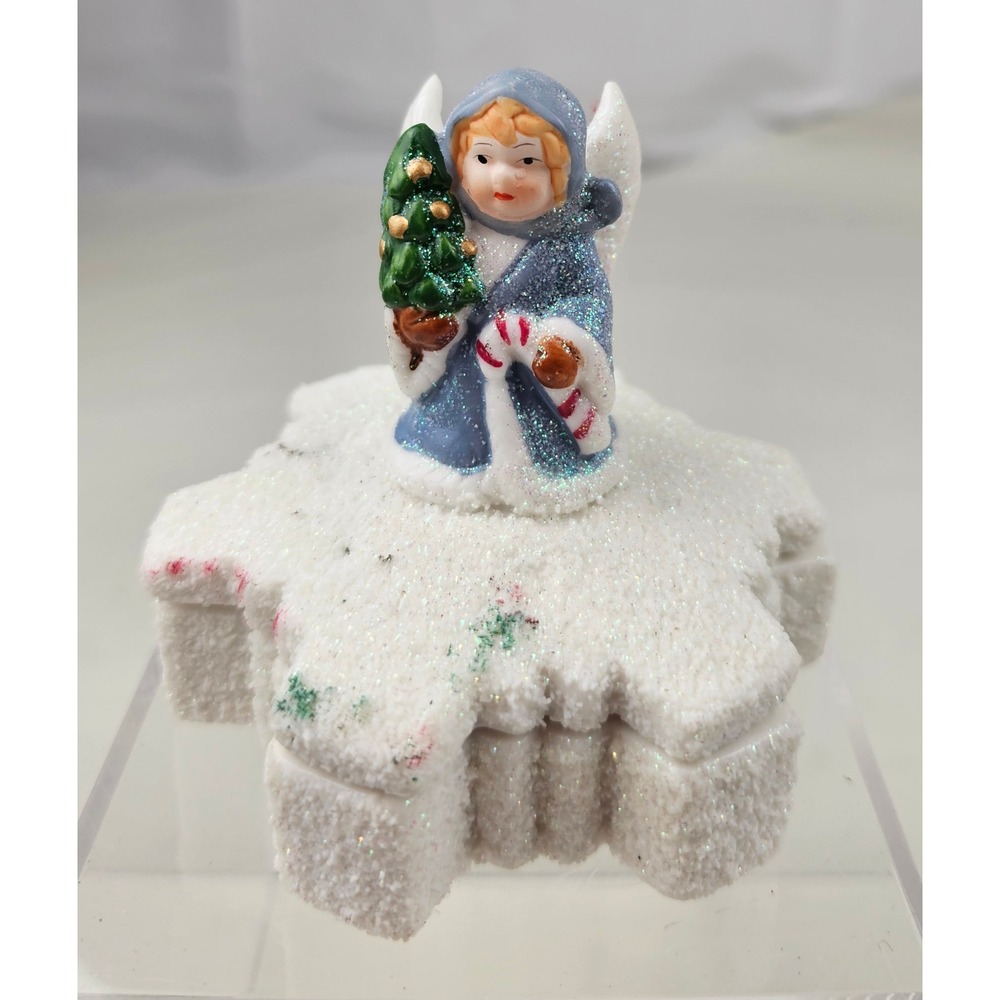 Holiday Classics Young's Angel Figurine Christmas Tree Candy Cane Snowgie‎ Box